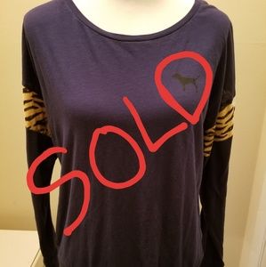 Sold!!!!Pink VS top